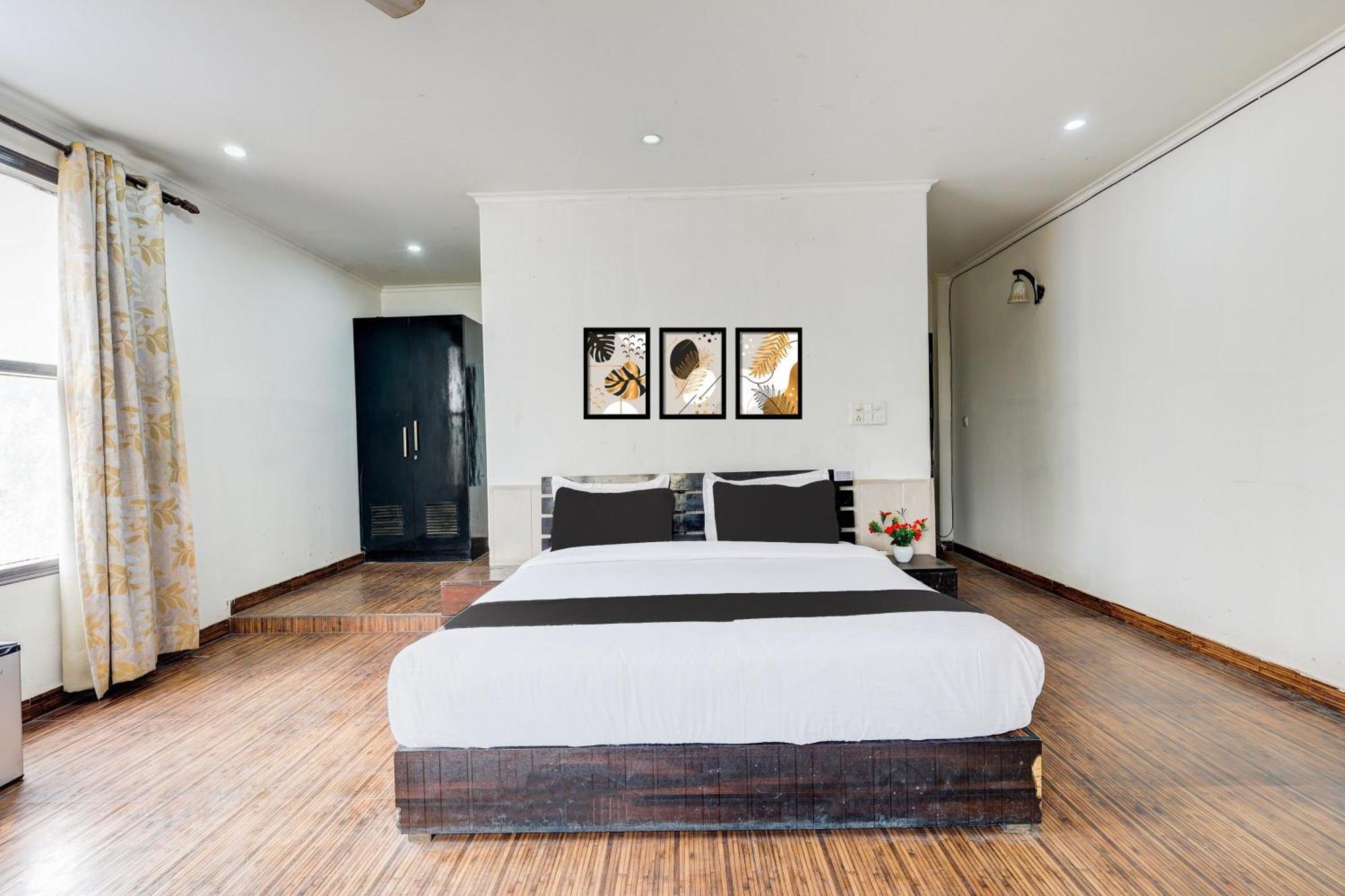 ホテル Super Townhouse Sector 38 Gurgaon Near Medanta エクステリア 写真